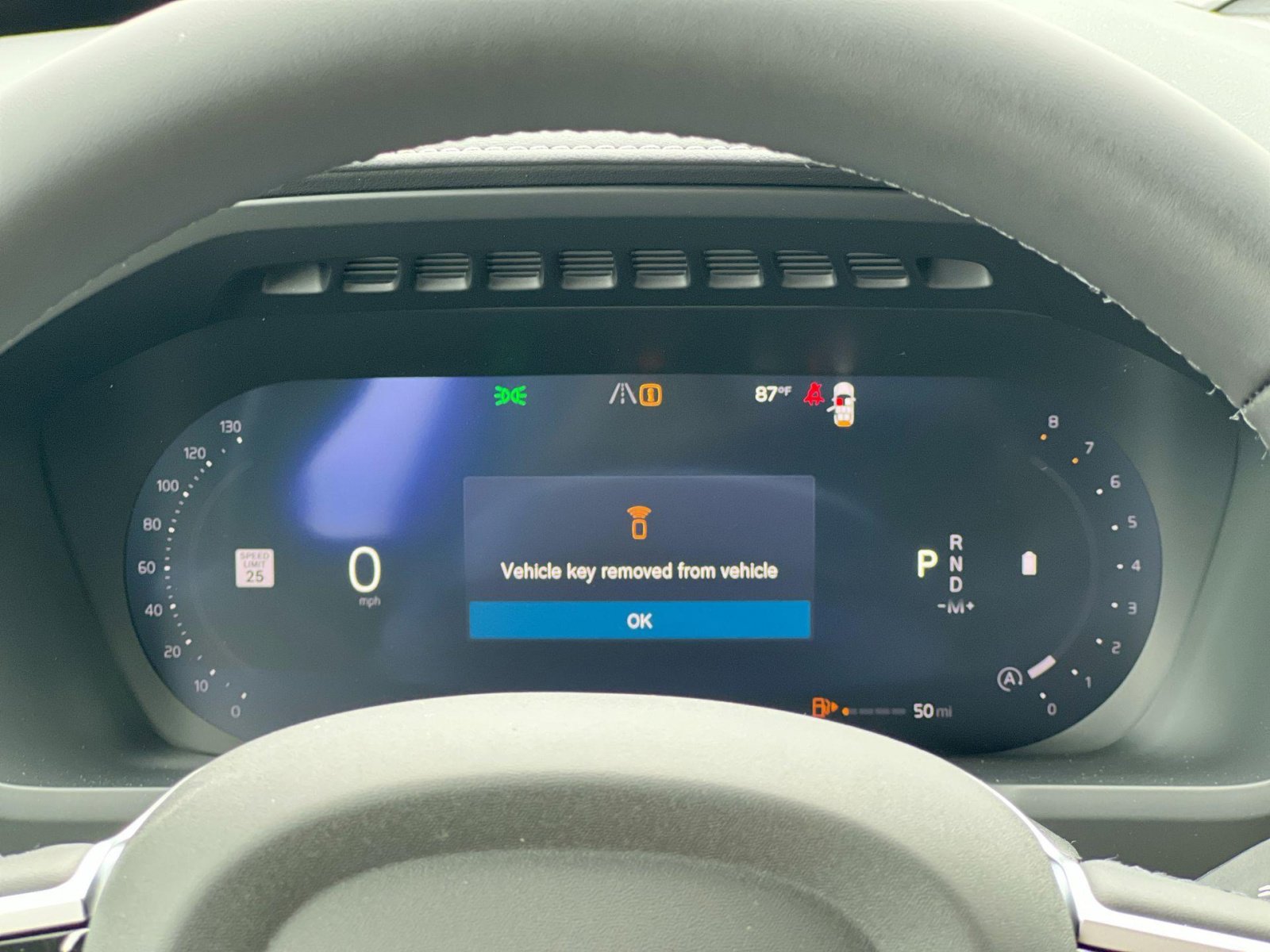 New 2026 Volvo XC90 B6 Ultra w/ Lounge Package image 17