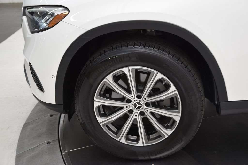 Certified 2023 Mercedes-Benz GLC 300 image 12