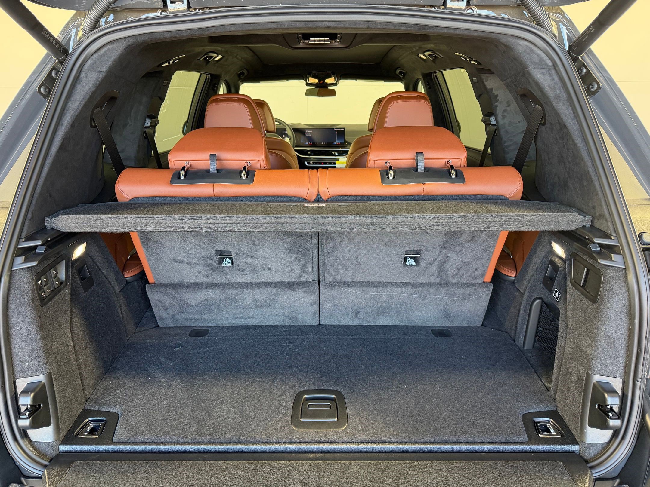 New 2026 BMW X7 M60i image 32