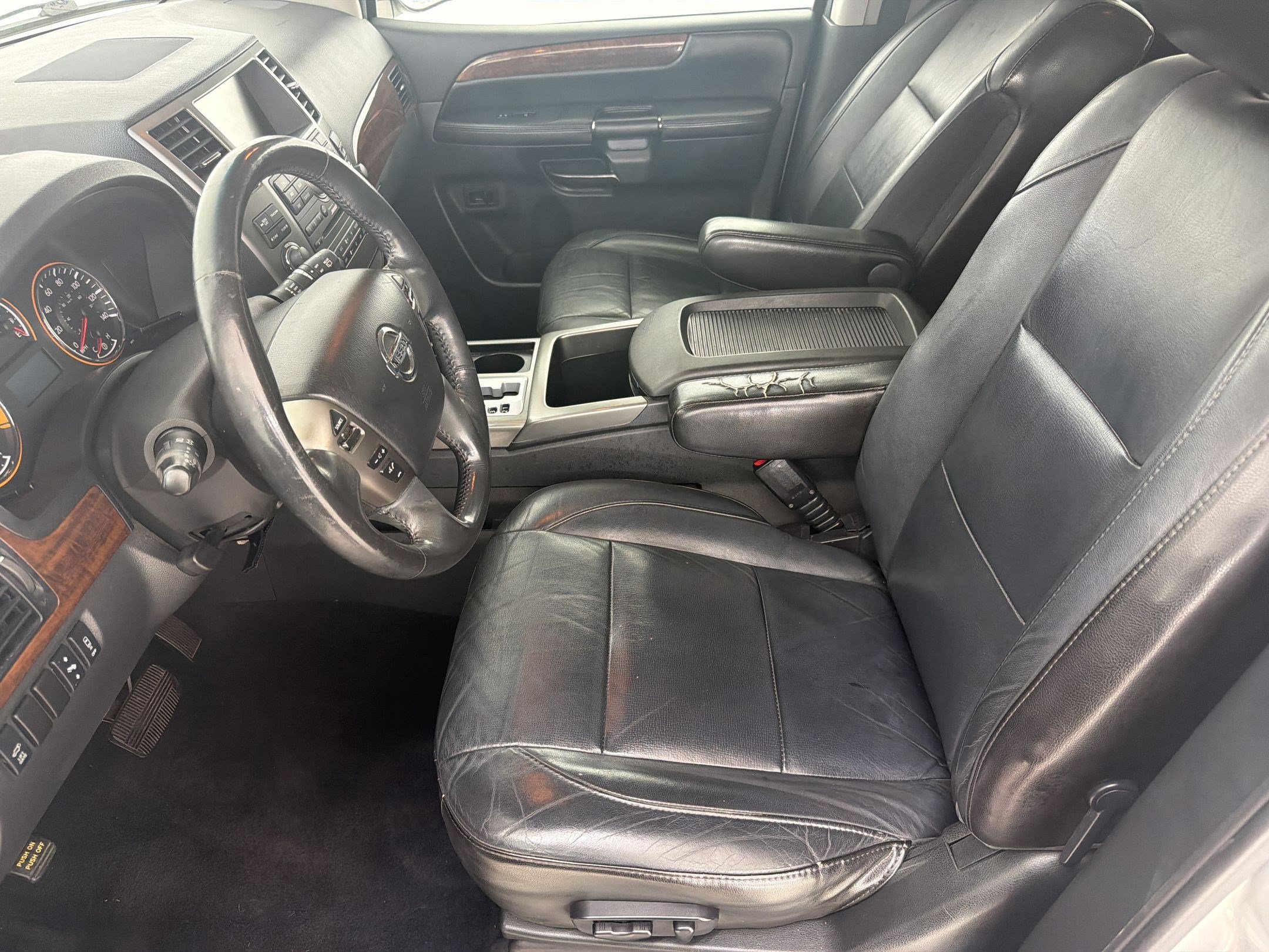 Used 2014 Nissan Armada SL w/ Moonroof Package RWD image 5