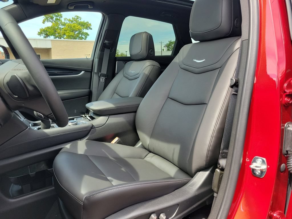 New 2026 Cadillac XT5 Premium Luxury w/ Driver Assist Package AWD/4WD image 23