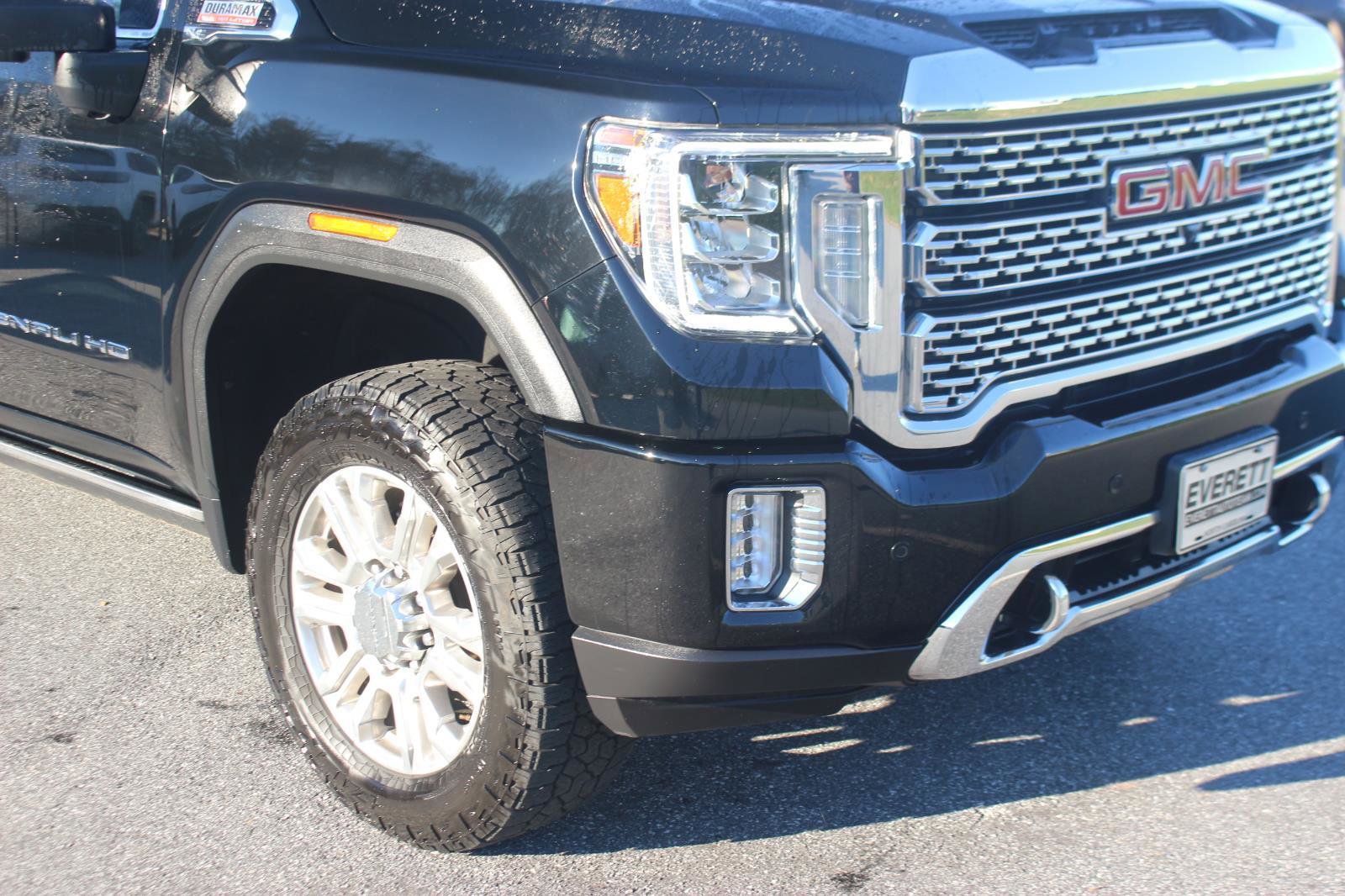 Used 2023 GMC Sierra 2500 Denali w/ Denali Ultimate Package image 9