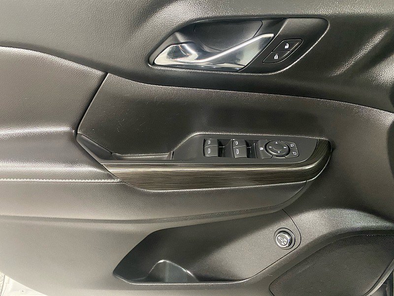 Used 2018 GMC Acadia SLT image 9