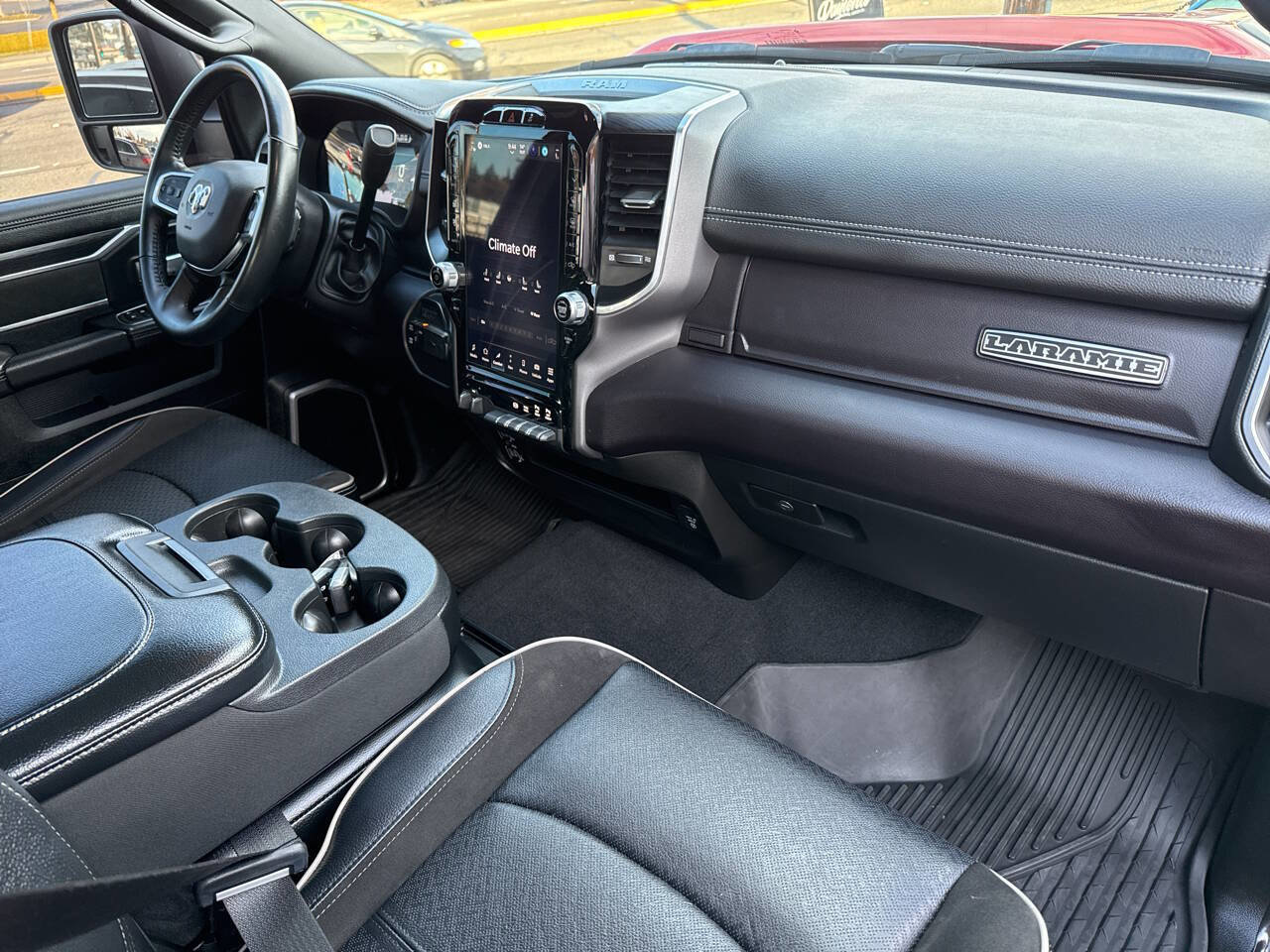 Used 2024 RAM 2500 Laramie w/ Night Edition image 21
