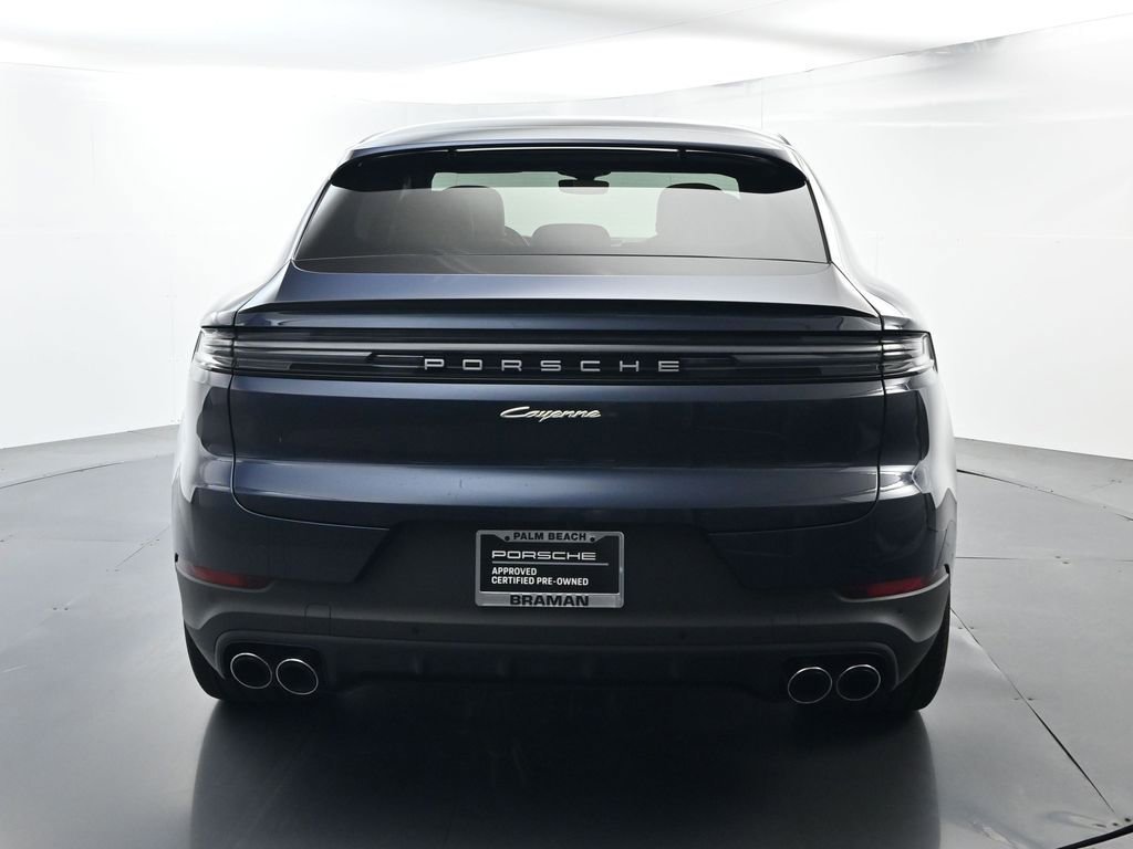 Certified 2025 Porsche Cayenne E-Hybrid Coupe image 13