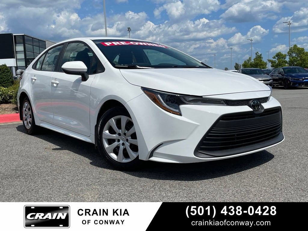 Used 2024 Toyota Corolla LE FWD image 1