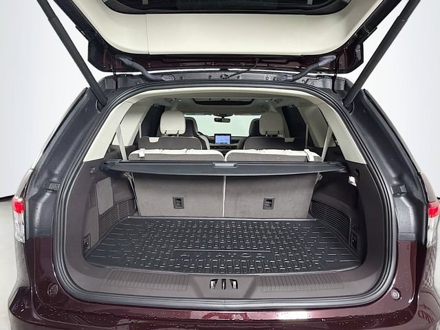 Certified 2024 Lincoln Aviator Black Label AWD/4WD image 32