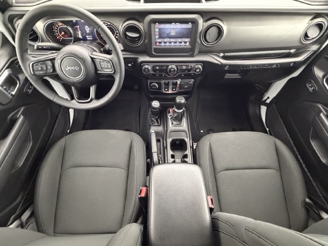 Used 2023 Jeep Wrangler Sport AWD/4WD image 13