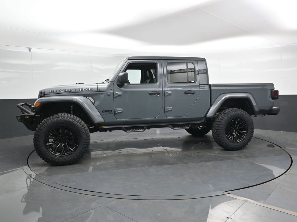 New 2025 Jeep Gladiator Willys image 8