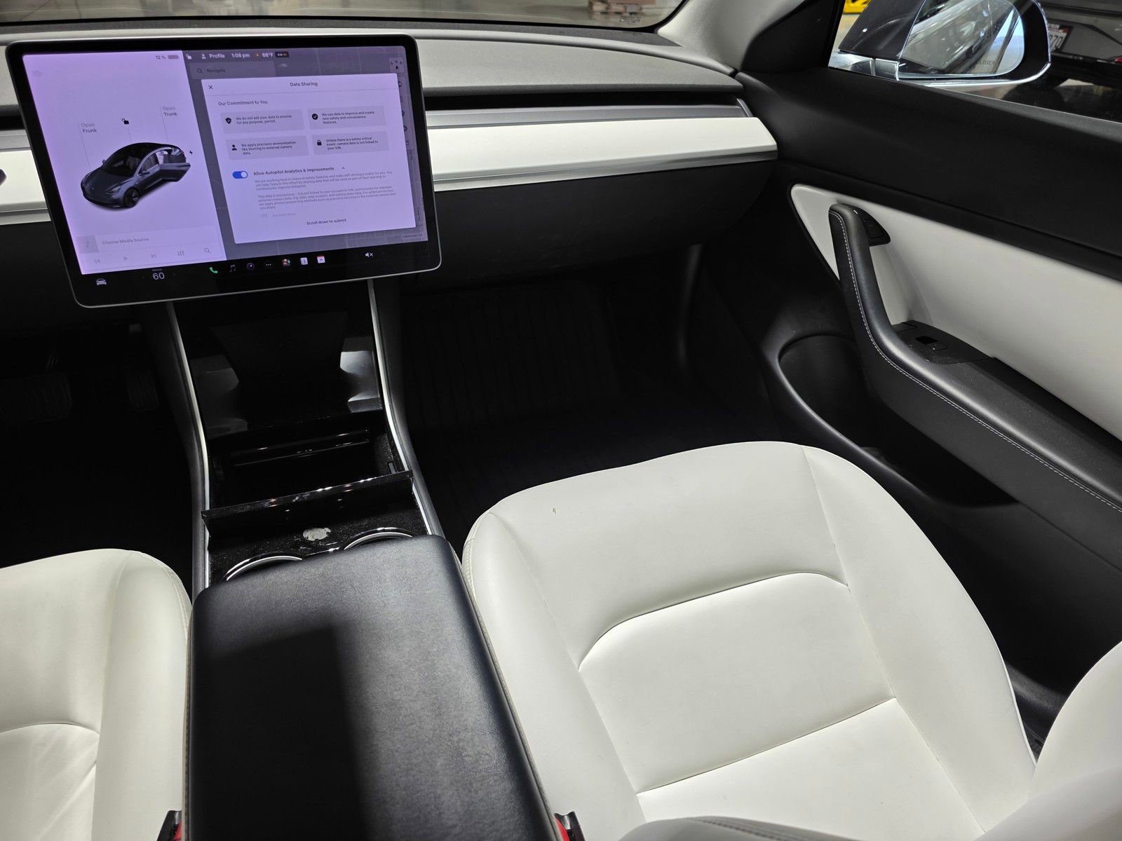 Used 2019 Tesla Model 3 Standard Range Plus image 13