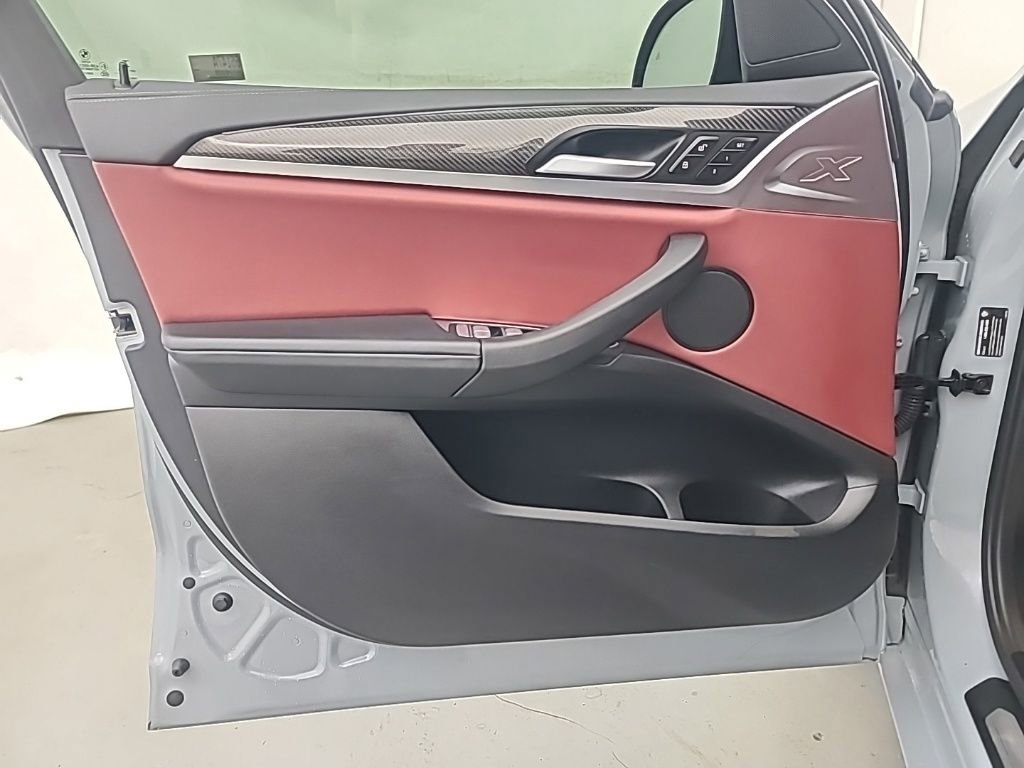 Used 2023 BMW X4 M40i w/ Premium Package image 23