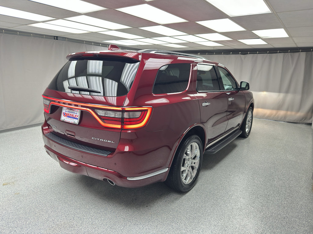 Used 2018 Dodge Durango Citadel w/ Technology Group AWD/4WD image 23