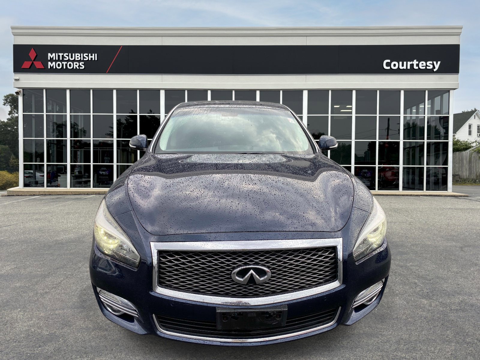 Used 2015 INFINITI Q70 3.7 image 9