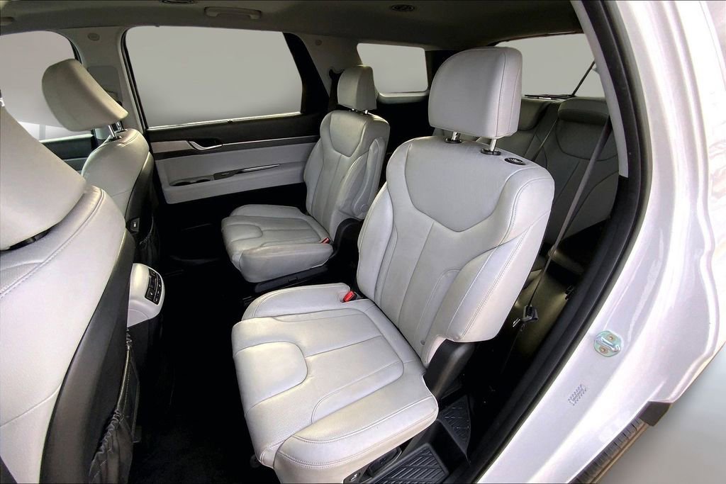 Used 2022 Hyundai Palisade SEL w/ Premium Package image 25