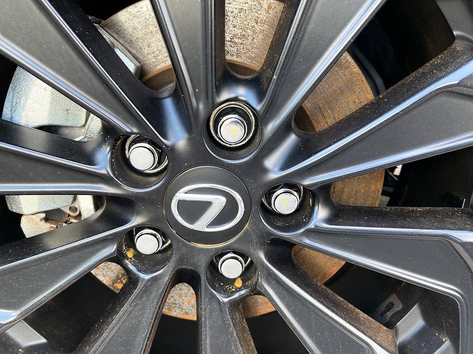 Used 2025 Lexus UX 300h FWD image 23