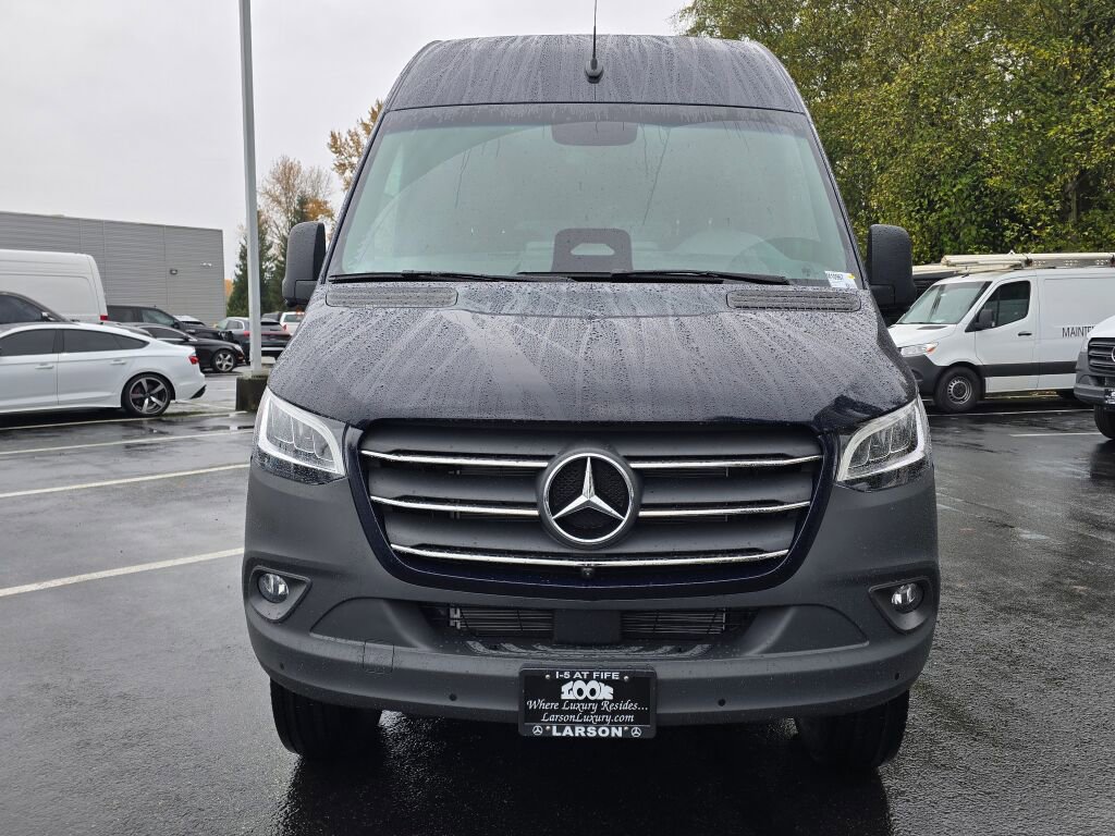 New 2026 Mercedes-Benz Sprinter 144 Cargo image 9