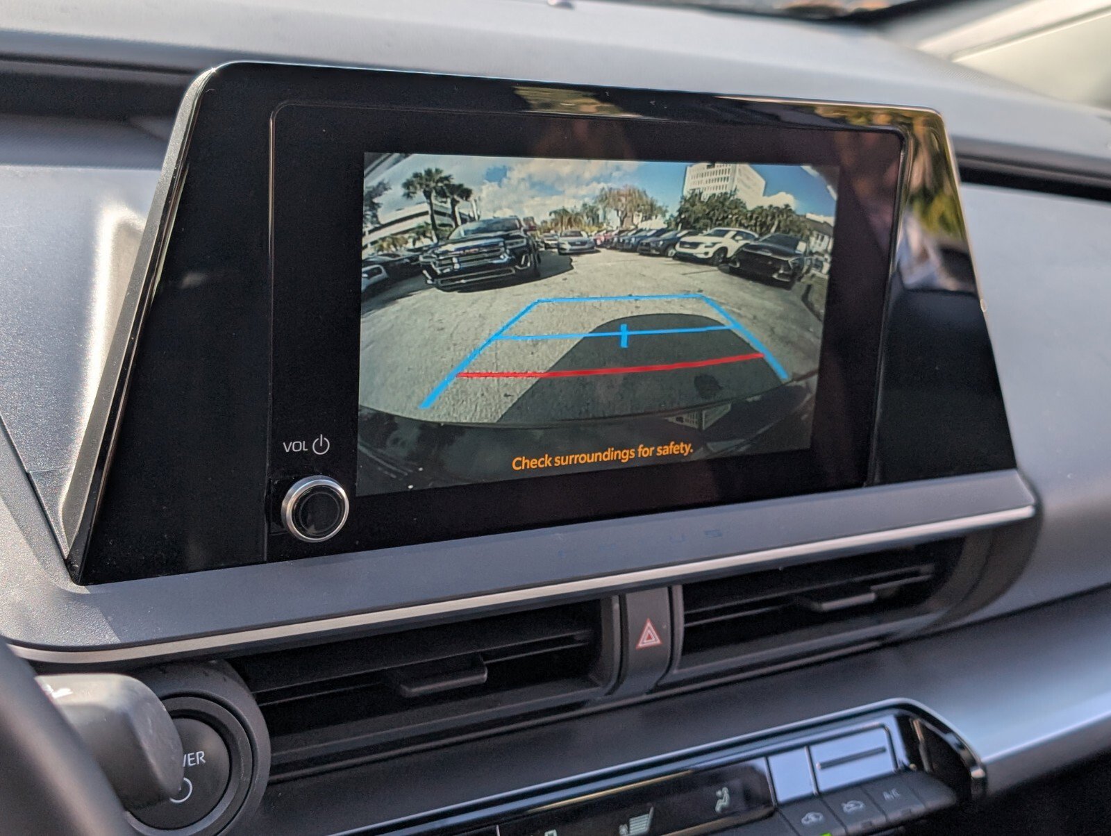 Used 2024 Toyota Prius LE image 22