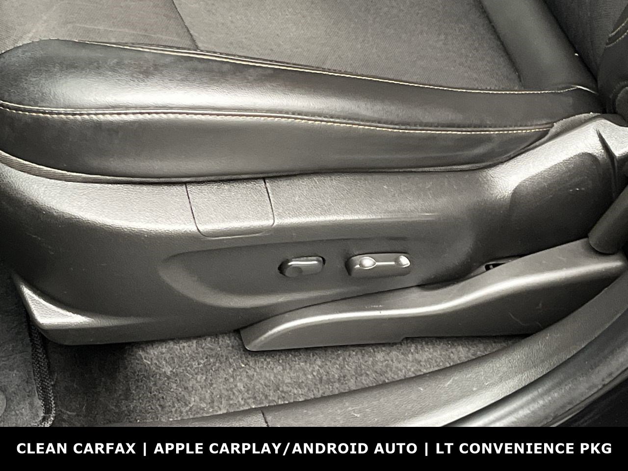 Used 2020 Chevrolet Trax LT w/ LT Convenience Package image 9