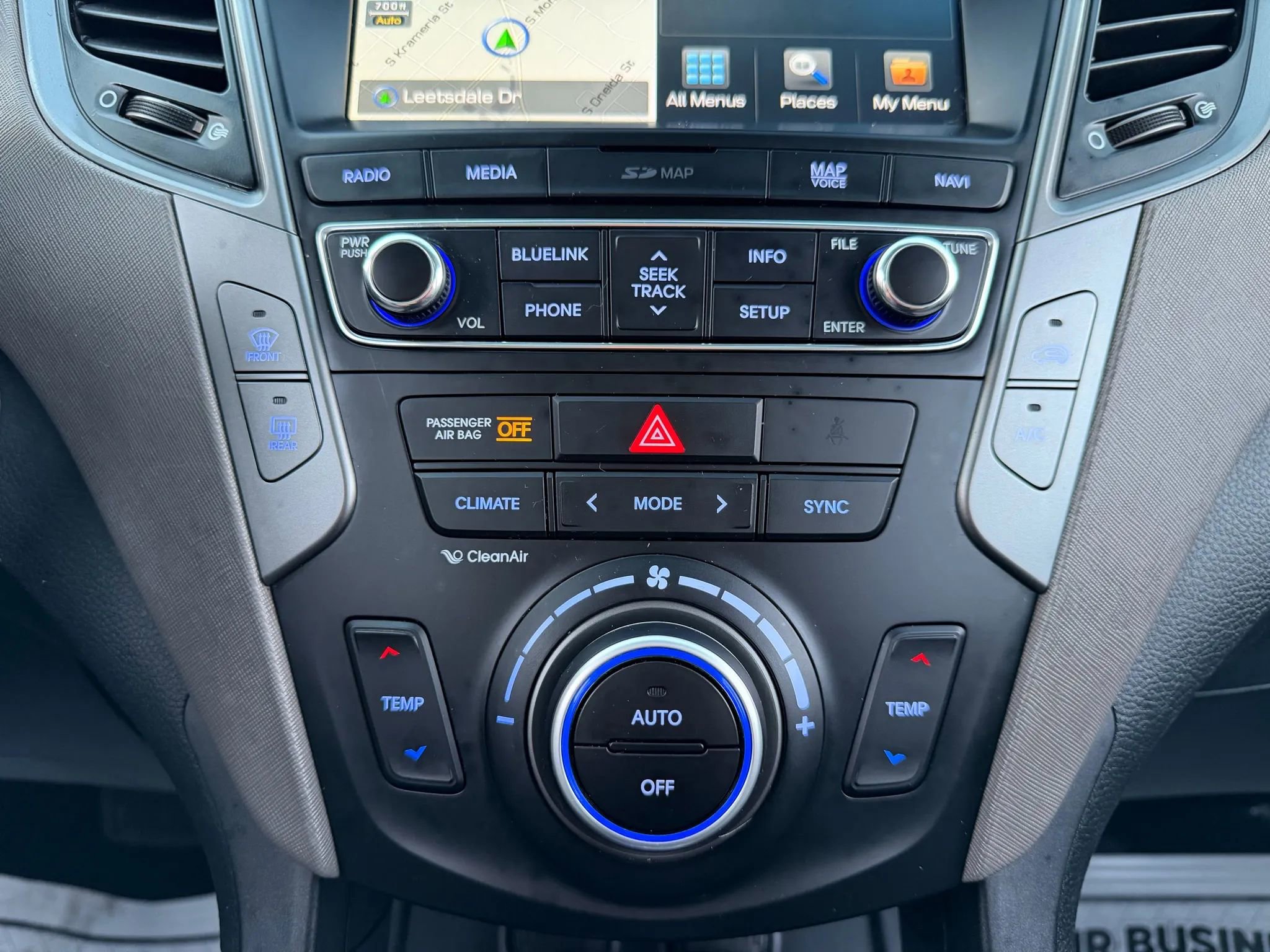Used 2017 Hyundai Santa Fe Sport image 25