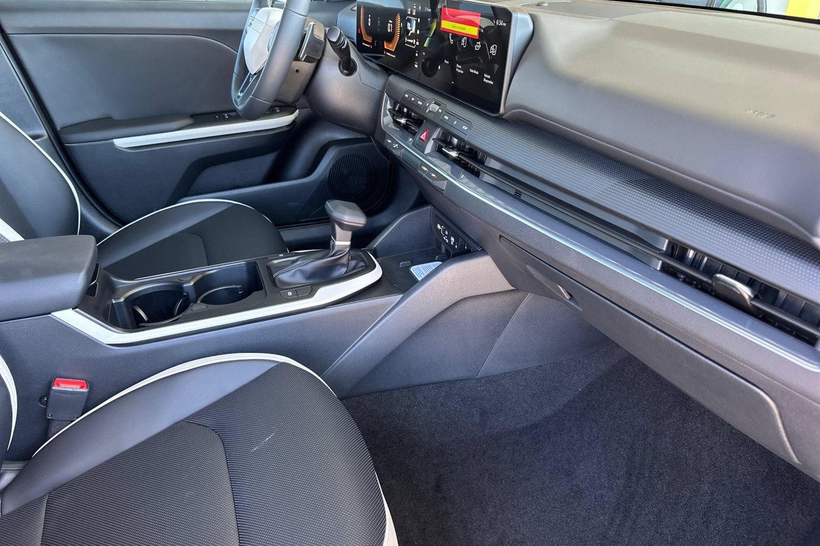 New 2026 Kia K4 GT-Line Turbo w/ GT-Line Sunroof Package FWD image 15
