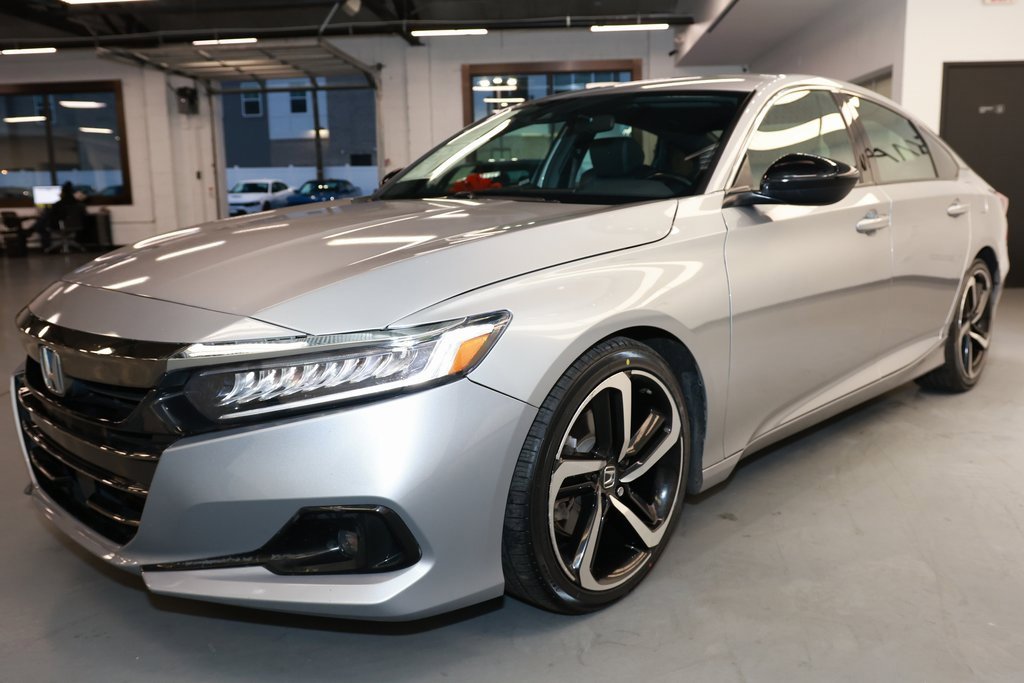 Used 2022 Honda Accord Sport image 3
