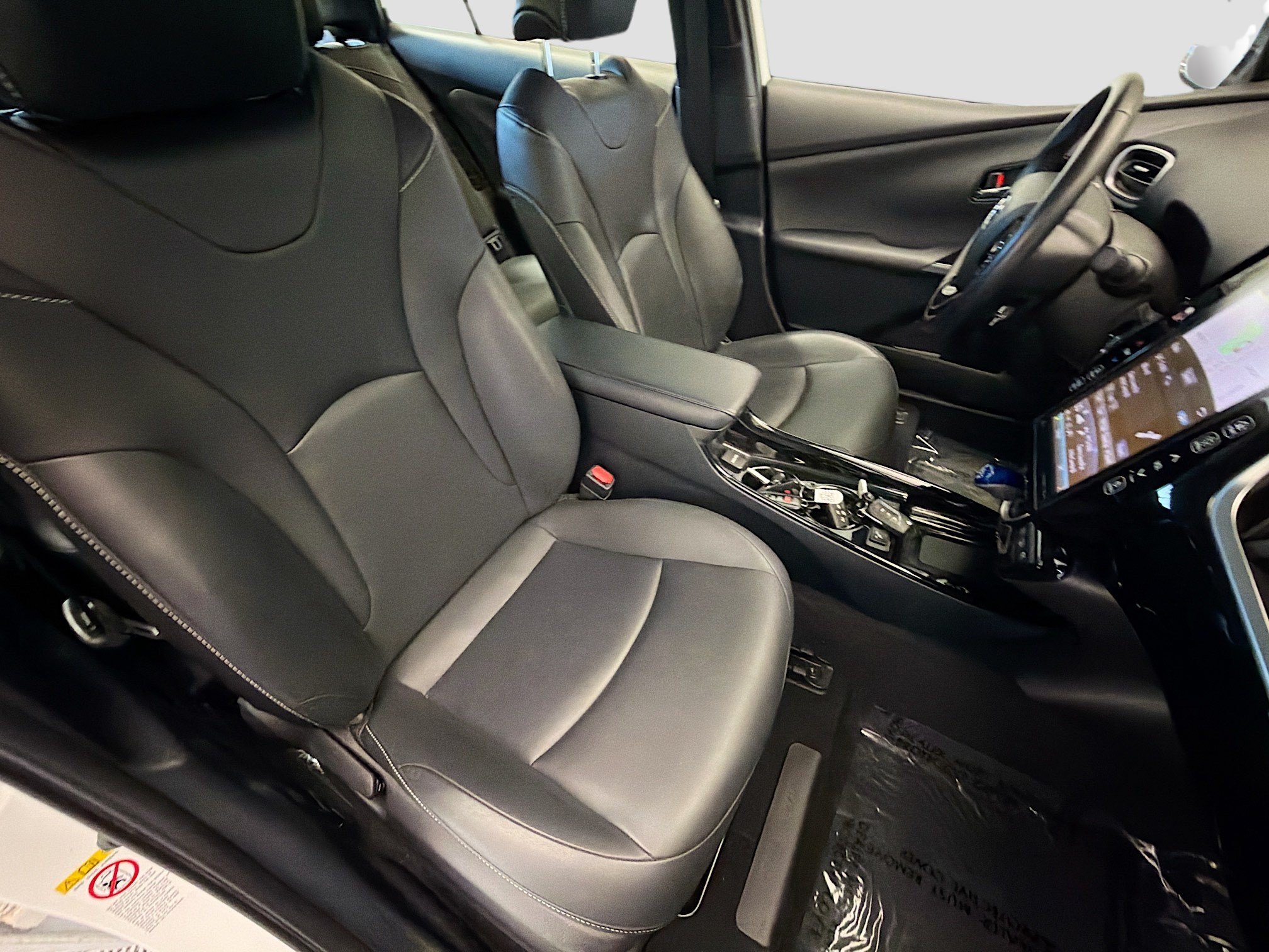 Used 2020 Toyota Prius Prime XLE FWD image 14