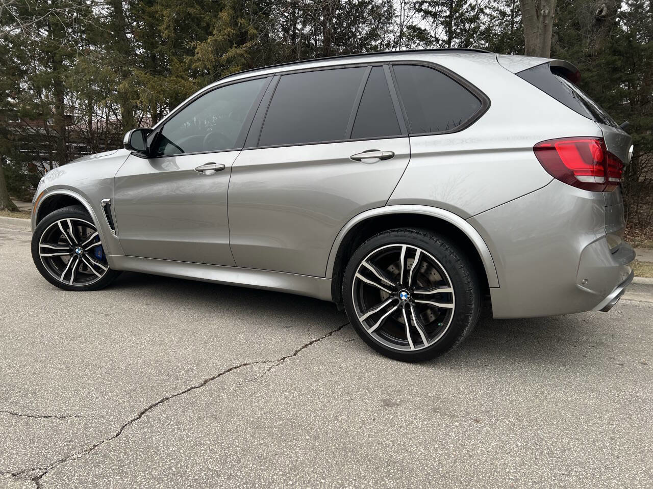 Used 2016 BMW X5 M image 15
