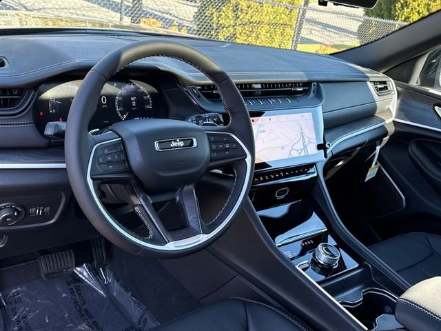 New 2026 Jeep Grand Cherokee Limited AWD/4WD image 18