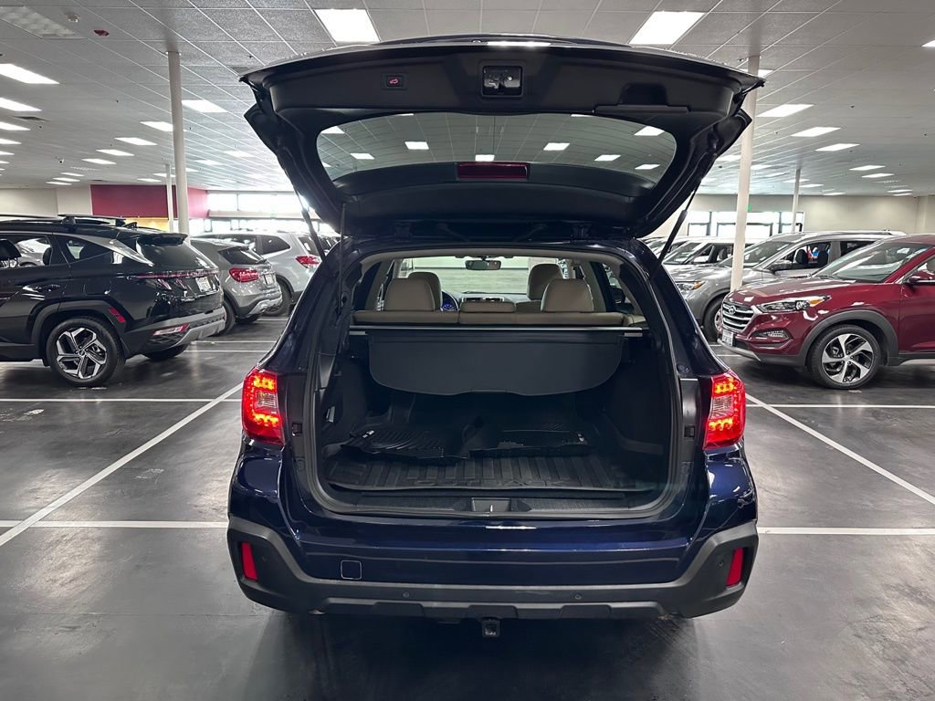 Used 2018 Subaru Outback 3.6R Limited image 27