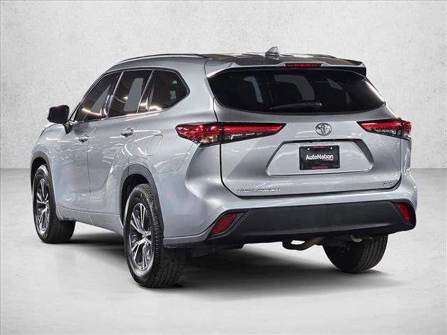 Used 2021 Toyota Highlander XLE image 8