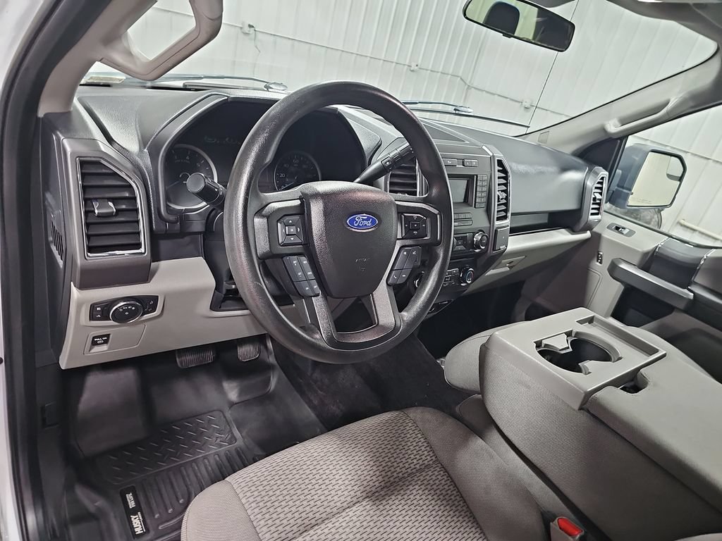 Used 2016 Ford F150 XLT AWD/4WD image 15