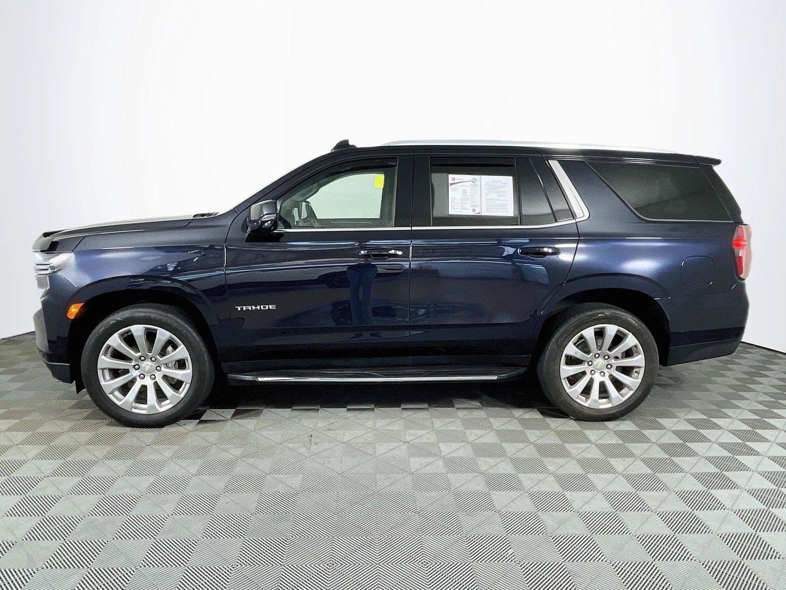 Used 2022 Chevrolet Tahoe LT w/ LT Signature Plus Package AWD/4WD image 4