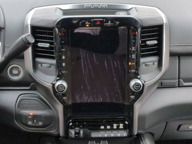 New 2026 RAM 2500 Laramie w/ Night Edition AWD/4WD image 17