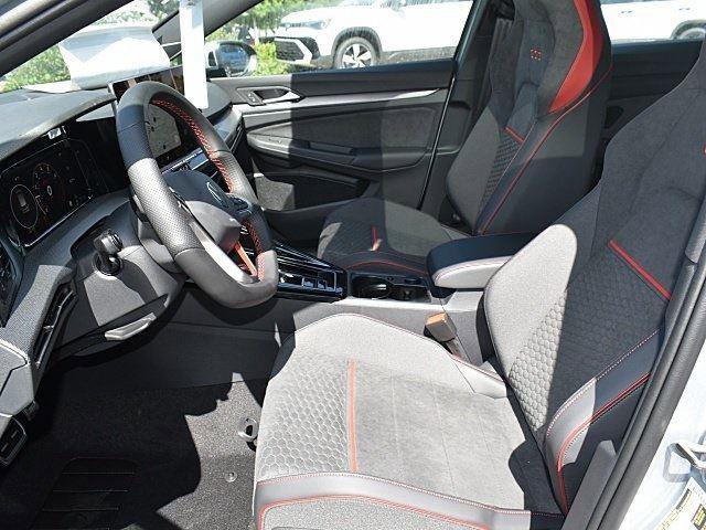 New 2025 Volkswagen Golf SE image 7