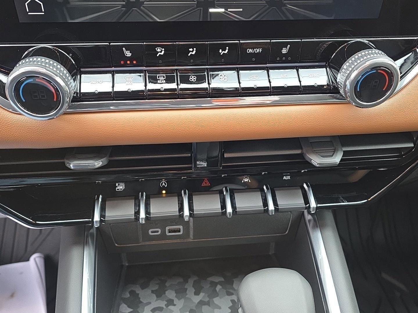 New 2026 GMC Canyon AT4 image 23