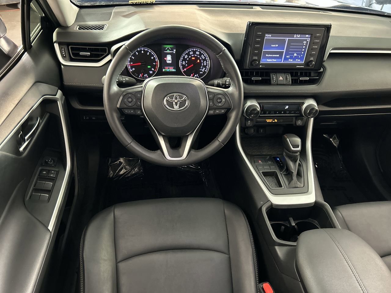 Used 2022 Toyota RAV4 XLE Premium FWD image 22