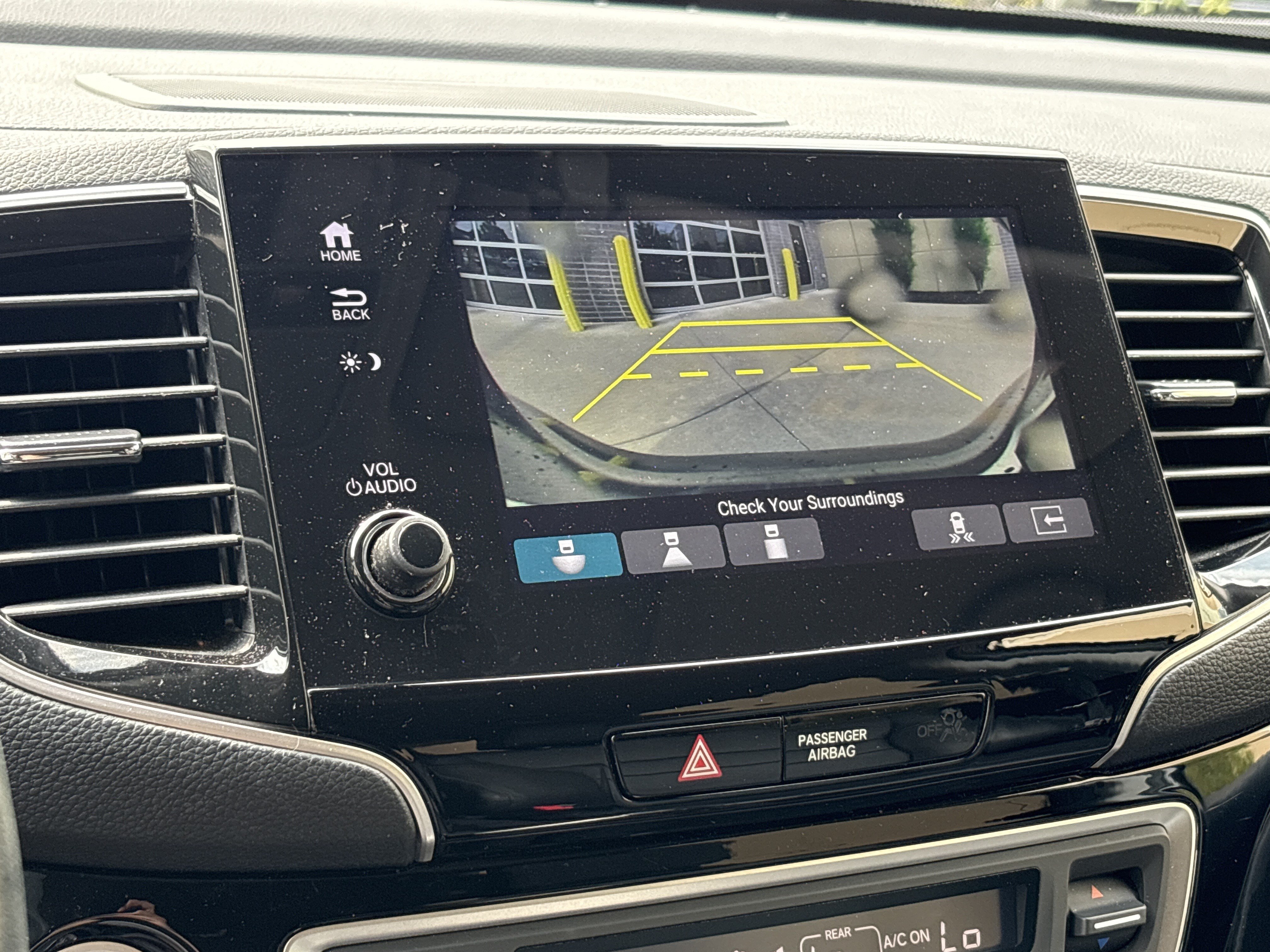 Used 2019 Honda Pilot Touring image 25