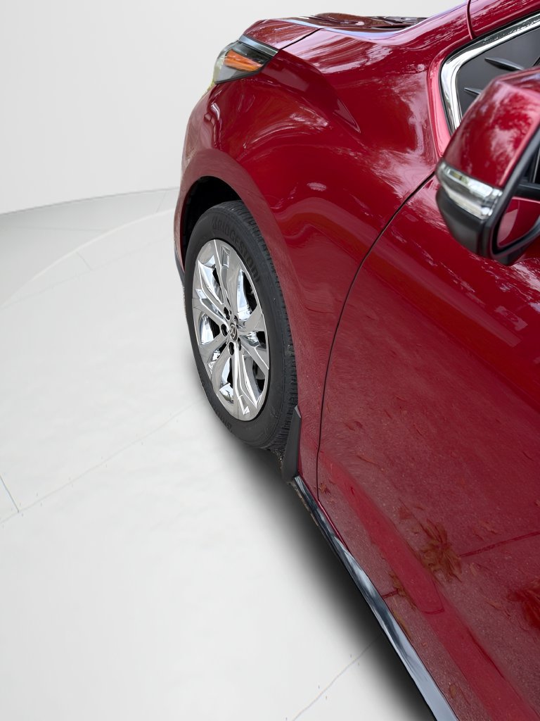 Used 2024 Toyota Sienna Platinum FWD image 13