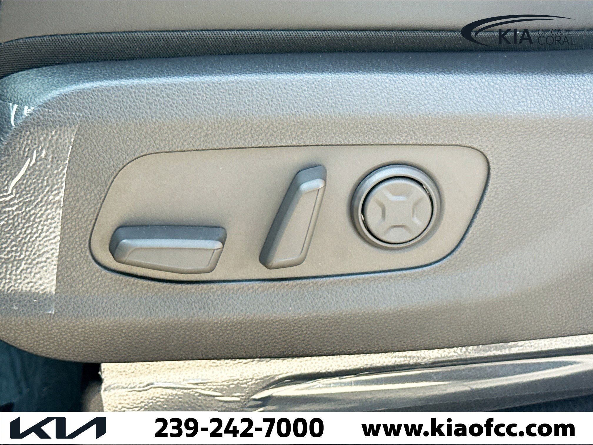 New 2026 Kia Carnival EX image 26