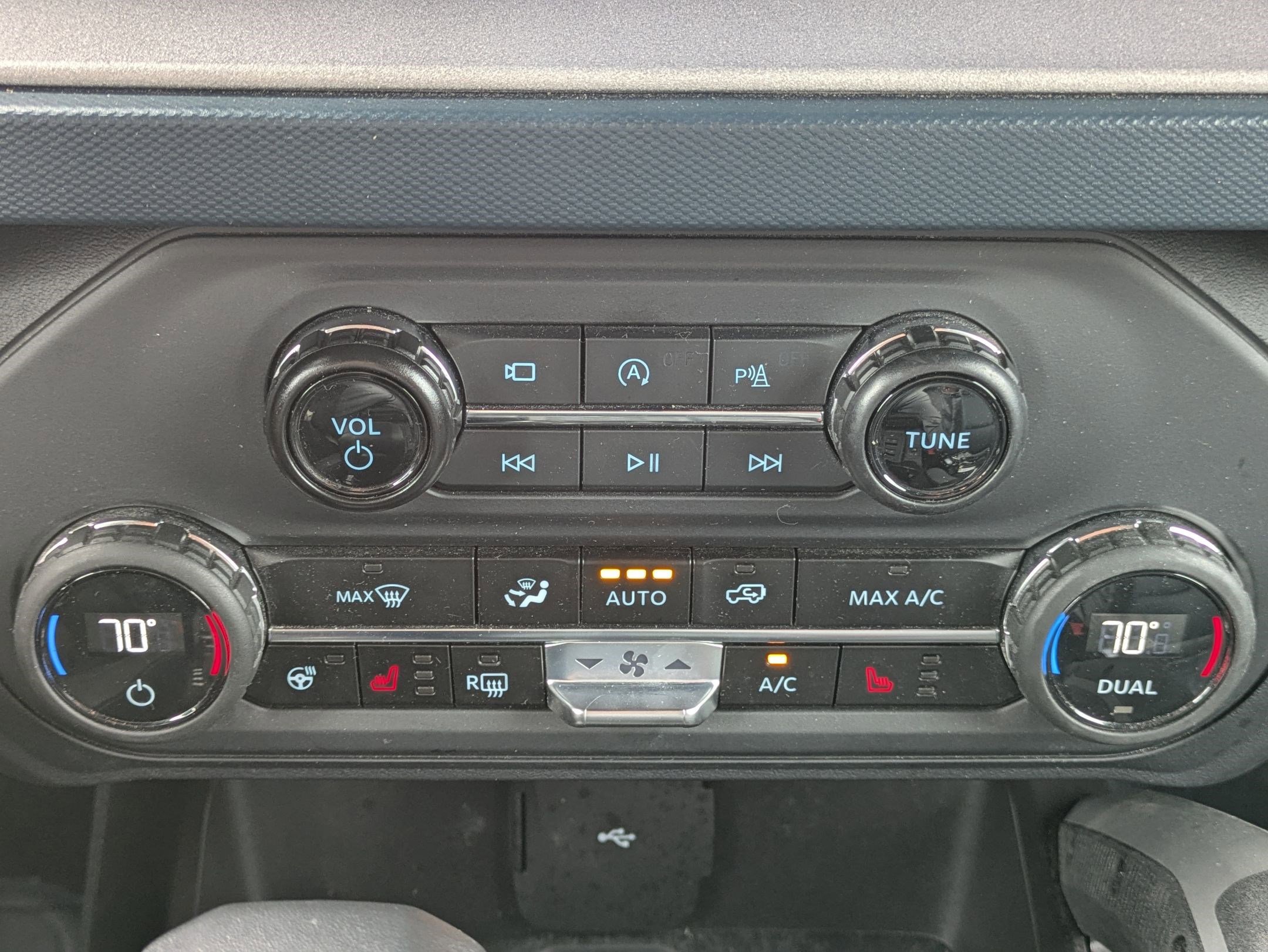 Used 2024 Ford Bronco Outer Banks image 25