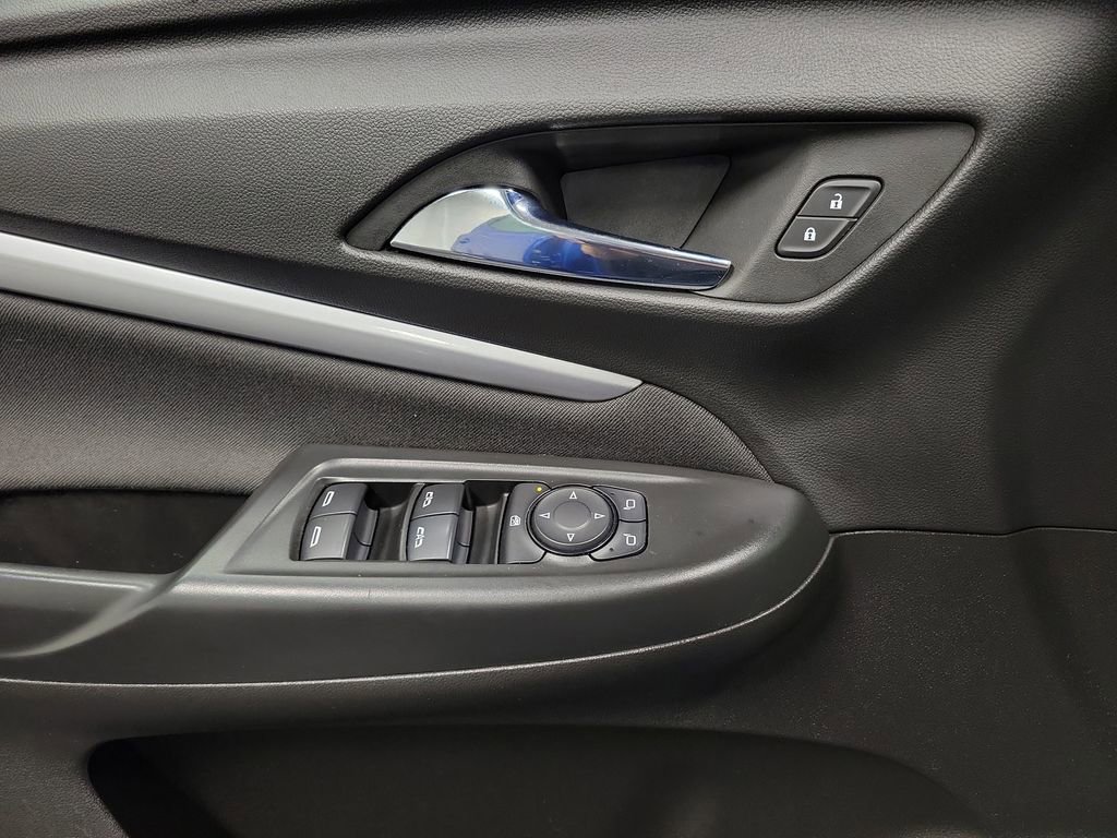 Used 2023 Chevrolet Bolt EUV LT image 18