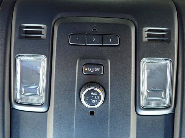 Used 2022 Chevrolet Suburban LT AWD/4WD image 22