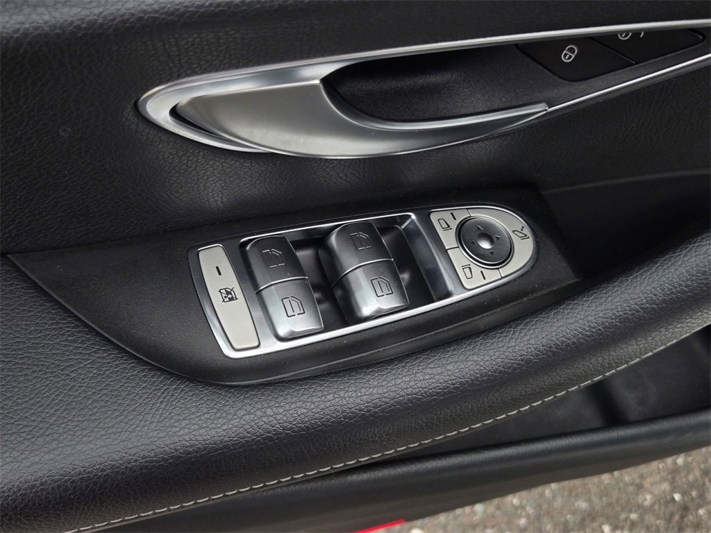 Used 2017 Mercedes-Benz E 300 image 12