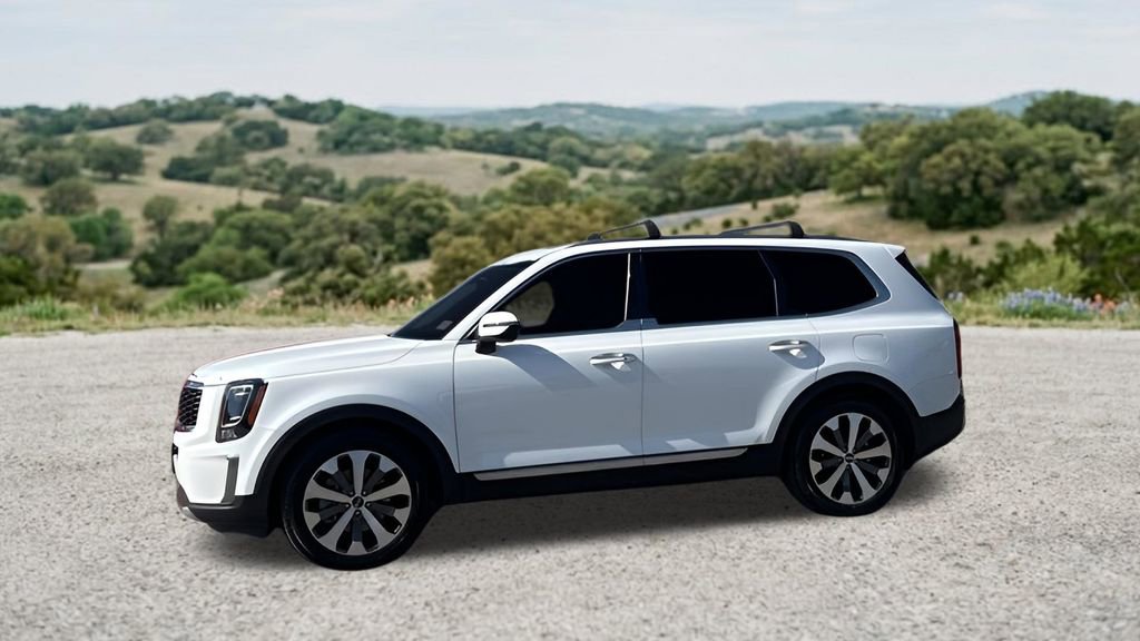 Used 2020 Kia Telluride S w/ S 8 Passenger Seating Package image 3
