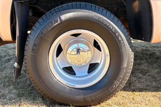 Used 1999 Ford F350 Lariat image 17