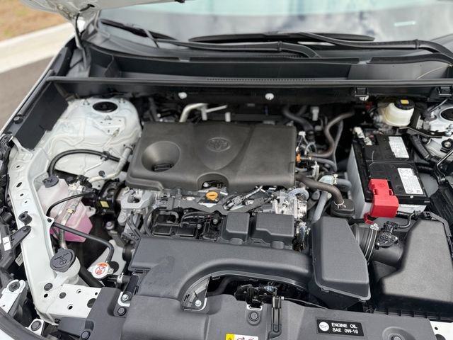 Used 2025 Toyota RAV4 LE image 12