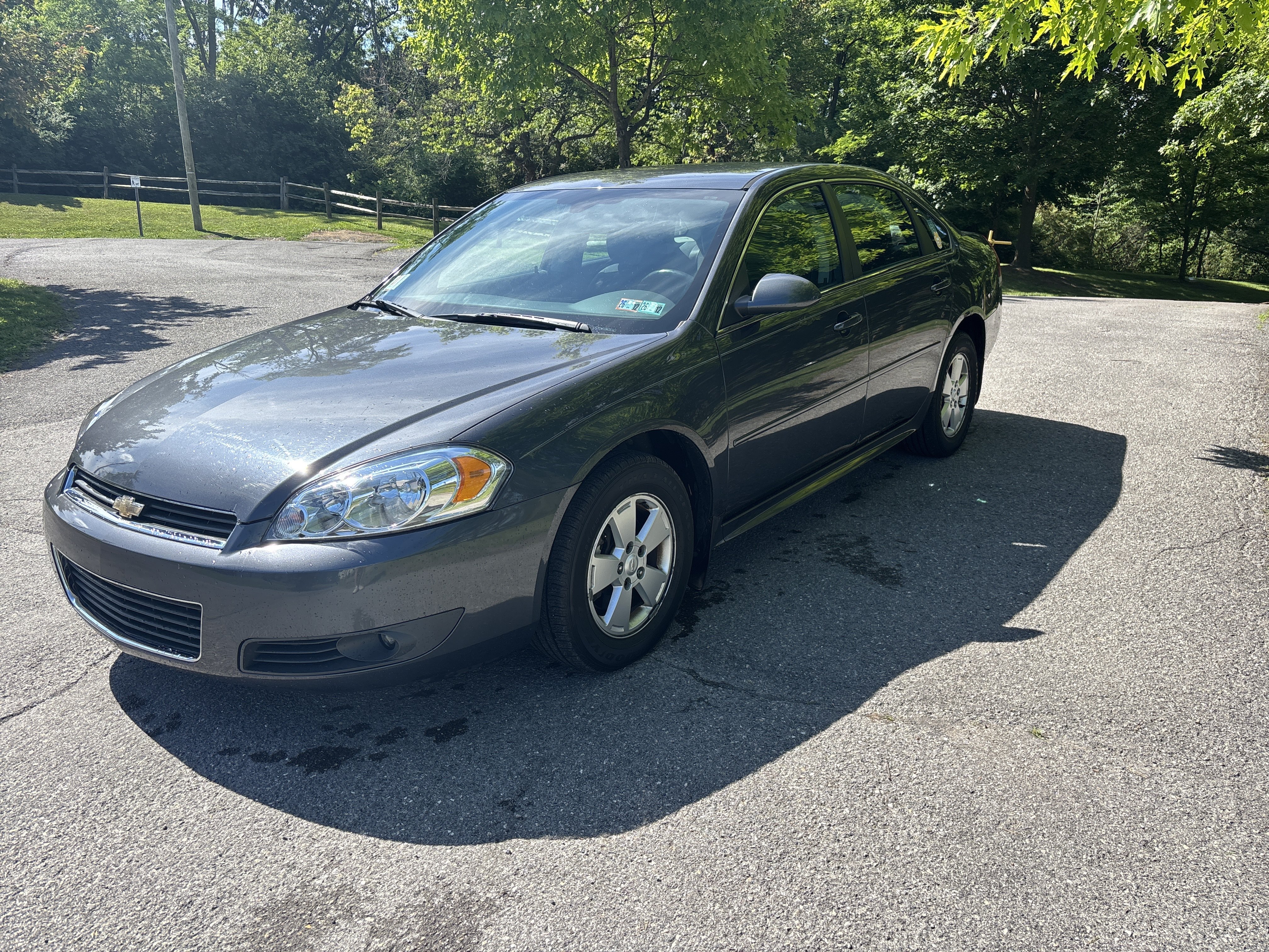 Used 2011 Chevrolet Impala LT FWD image 12