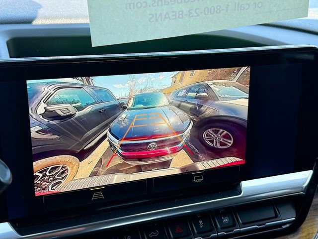 Used 2024 Chevrolet Silverado 3500 LT image 11