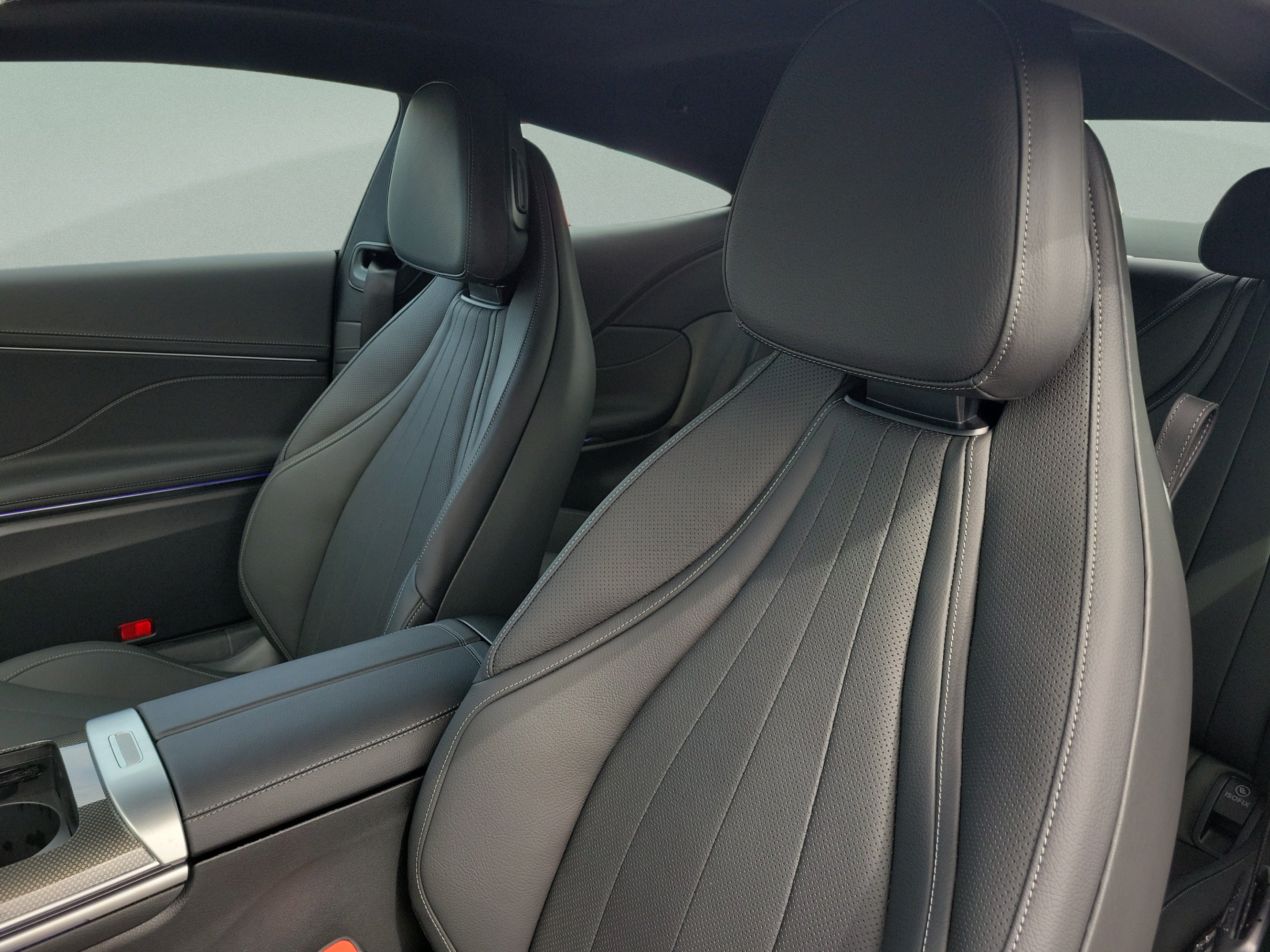 New 2027 Mercedes-Benz CLE 450 4MATIC Coupe image 9