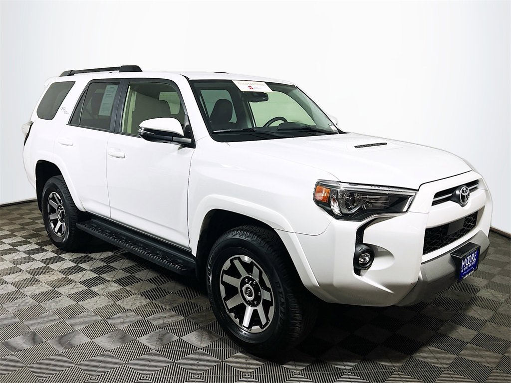 Certified 2024 Toyota 4Runner TRD Off-Road Premium image 1